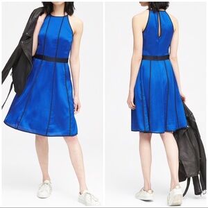 Banana Republic Paneled Fit and Flare‎ Dress. 8P